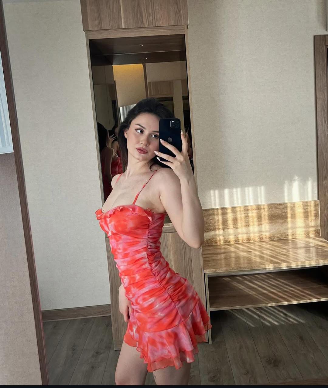 Kendi Özel Dairesinde Görüşen Korkuteli Escort Derin